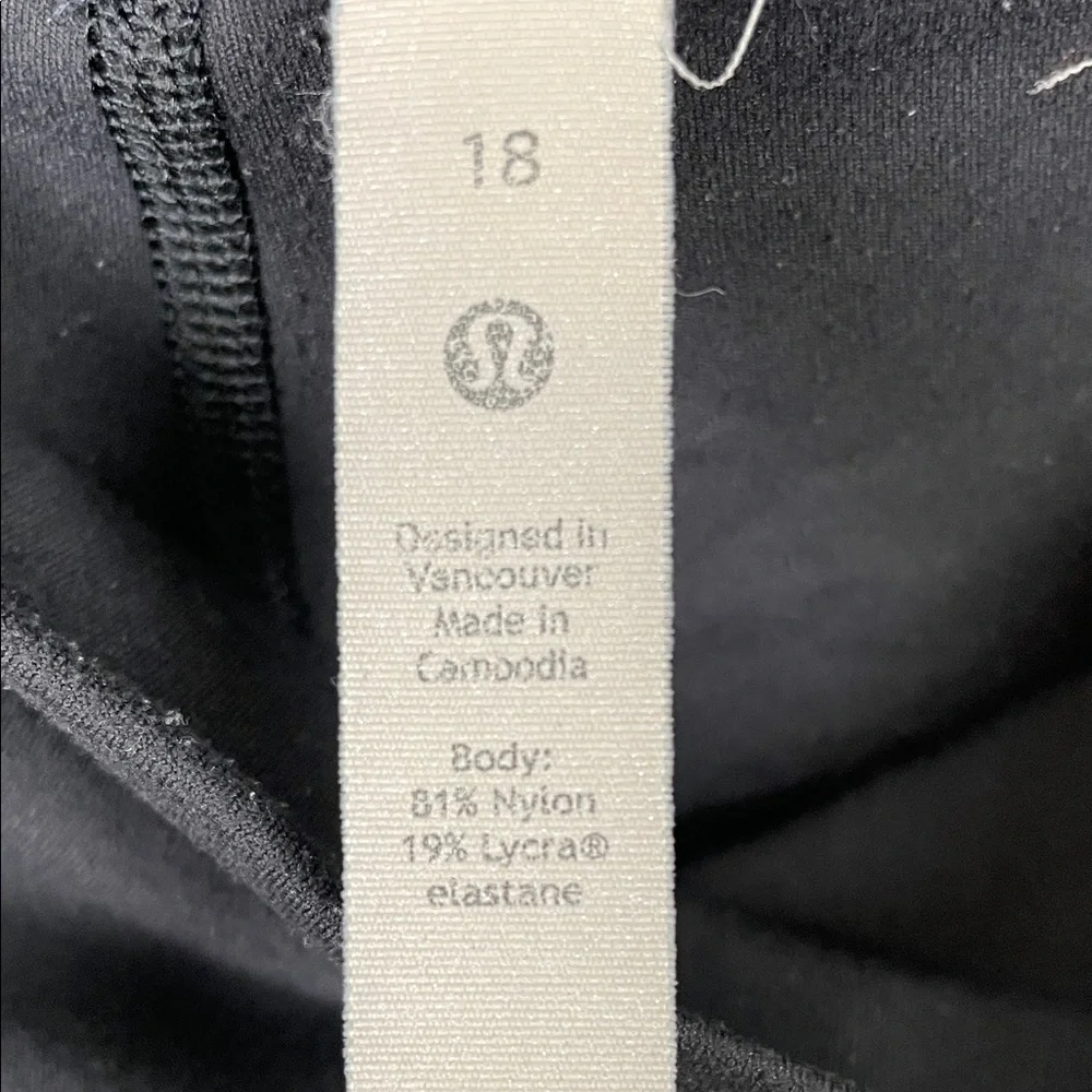 Lululemon Pilates Athleisure Women's 18 Stretch Active Yoga Black Legging Pants - Picture 8 of 8
